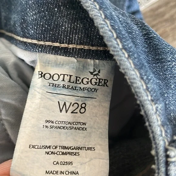 Bootlegger Capris - Picture 6 of 8